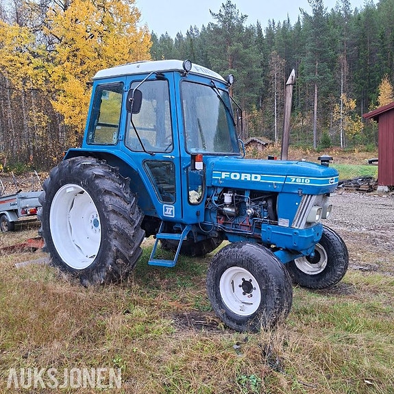 Ford 7610 3 of 18