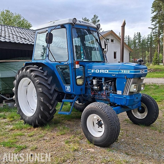Ford 7610 4 of 18