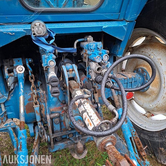 Ford 7610 18 of 18