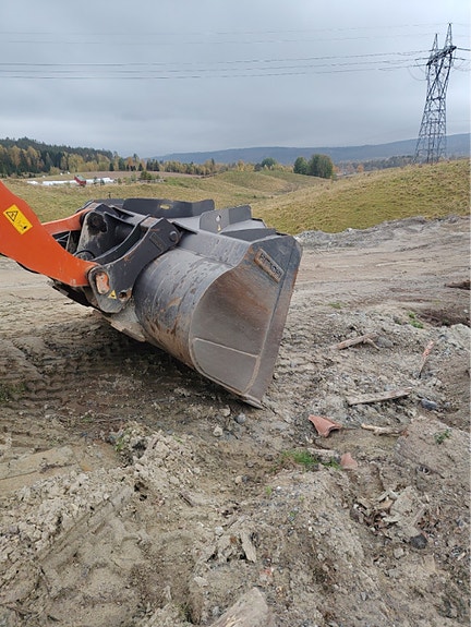 Hitachi Zw180-6 8 of 13