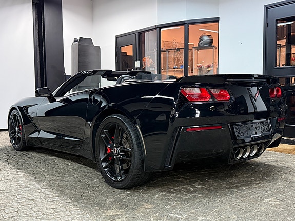 Chevrolet Corvette 11 of 27