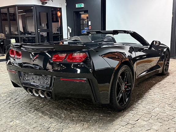 Chevrolet Corvette 9 of 27