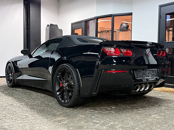 Chevrolet Corvette 3 of 27