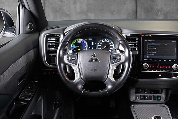 Mitsubishi Outlander 9 of 23