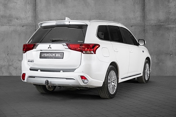 Mitsubishi Outlander 5 of 23