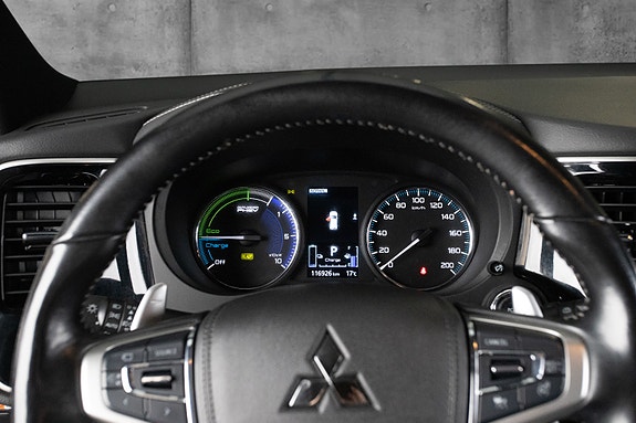 Mitsubishi Outlander 13 of 23