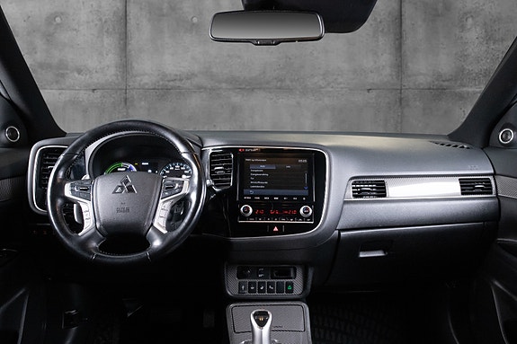 Mitsubishi Outlander 10 of 23
