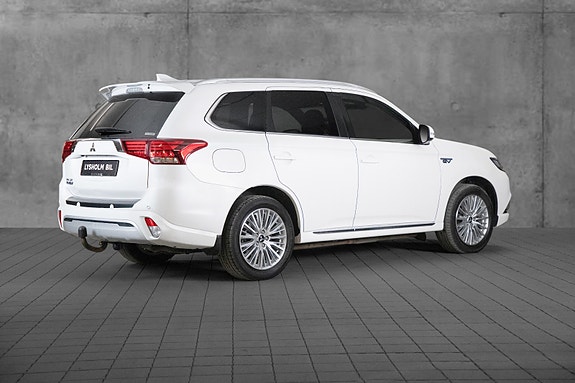 Mitsubishi Outlander 3 of 23