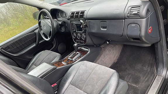Mercedes-Benz ML270 8 of 10