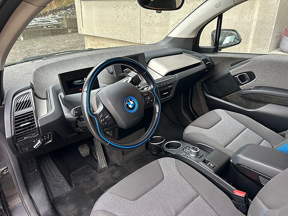 BMW i3 9 of 13
