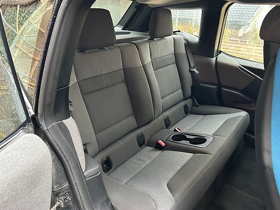 BMW i3 12 of 13