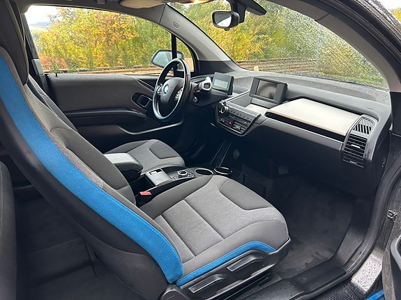 BMW i3 6 of 13