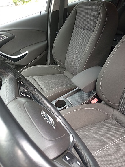 Opel Astra 9 of 16