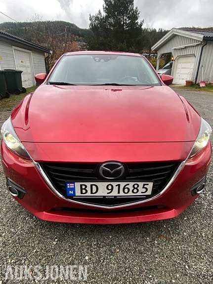 Mazda 3 4 of 17
