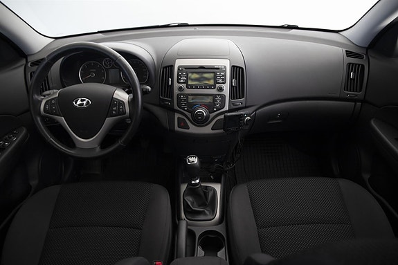 Hyundai i30 11 of 24