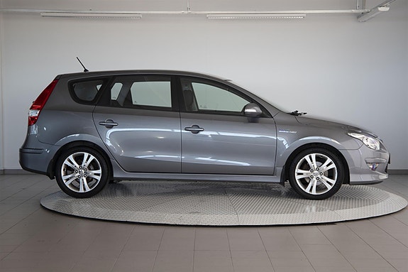 Hyundai i30 4 of 24