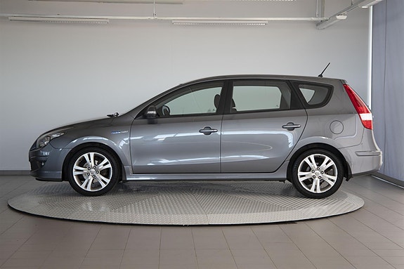 Hyundai i30 8 of 24