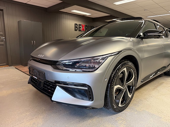 Kia EV6 5 of 30