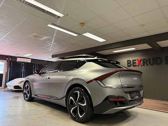 Kia EV6 3 of 30