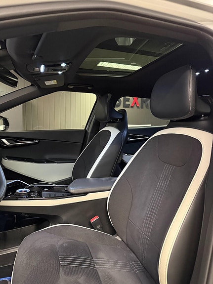 Kia EV6 13 of 30
