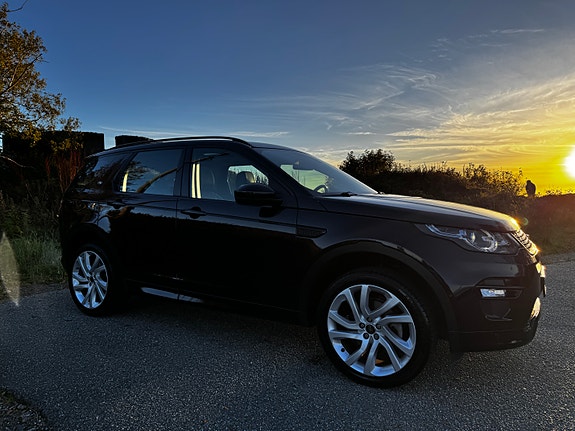 Land Rover Discovery Sport 3 of 24