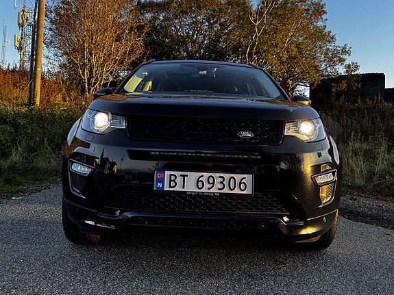Land Rover Discovery Sport 2 of 24