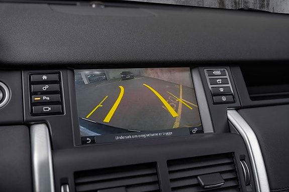 Land Rover Discovery Sport 24 of 24