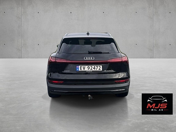 Audi e-tron 6 of 22