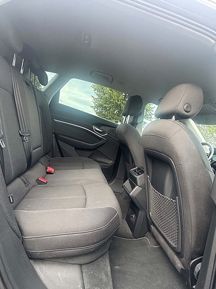 Audi e-tron 14 of 22