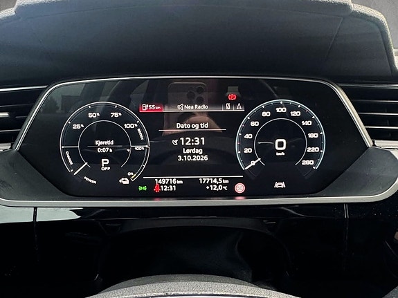 Audi e-tron 19 of 22