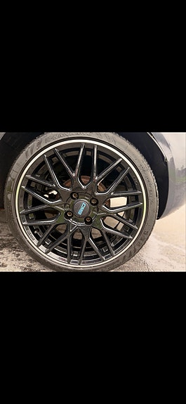 Ford Fiesta 11 of 13