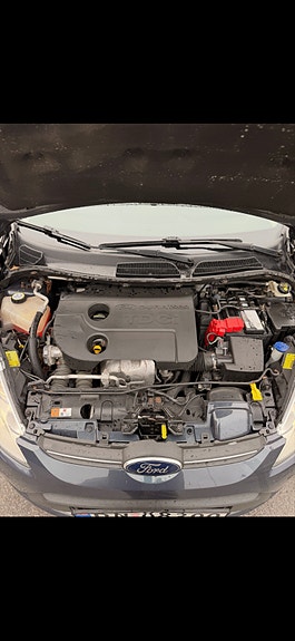 Ford Fiesta 10 of 13