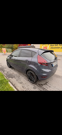 Ford Fiesta 3 of 13