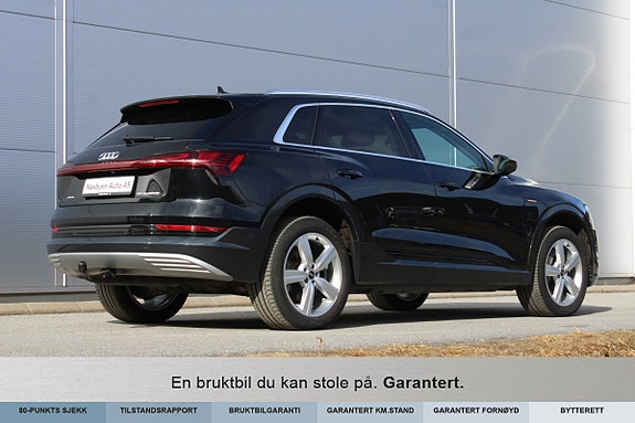 Audi e-tron 5 of 30