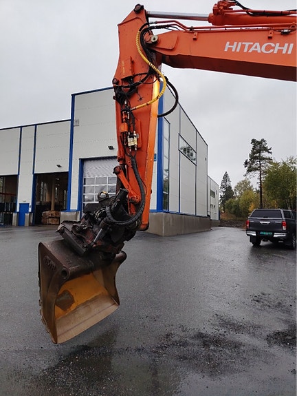 Hitachi Zx 140w-6 10 of 18