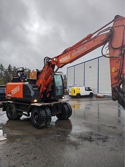 Hitachi Zx 140w-6 2 of 18