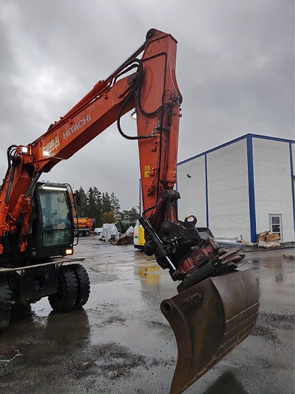 Hitachi Zx 140w-6 4 of 18