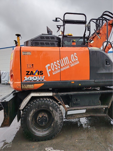 Hitachi Zx 140w-6 9 of 18
