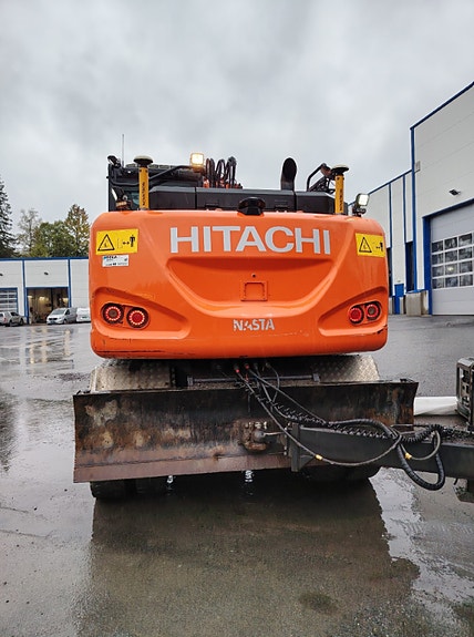 Hitachi Zx 140w-6 7 of 18