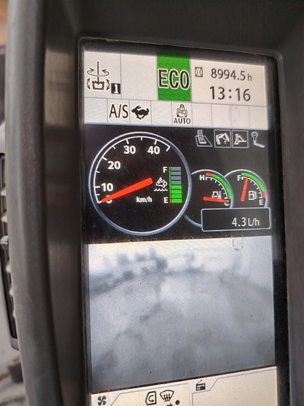 Hitachi Zx 140w-6 15 of 18