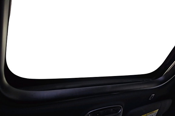 MINI Cooper SE 25 of 25