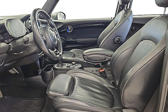 MINI Cooper SE 8 of 25