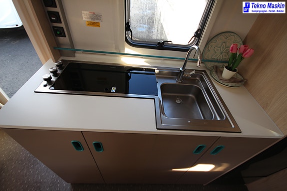 Adria AVIVA 563 PT 8 of 20