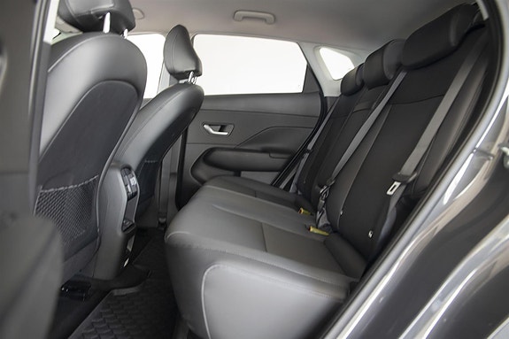Hyundai Kona 22 of 30