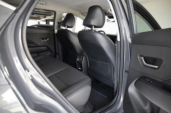 Hyundai Kona 27 of 30