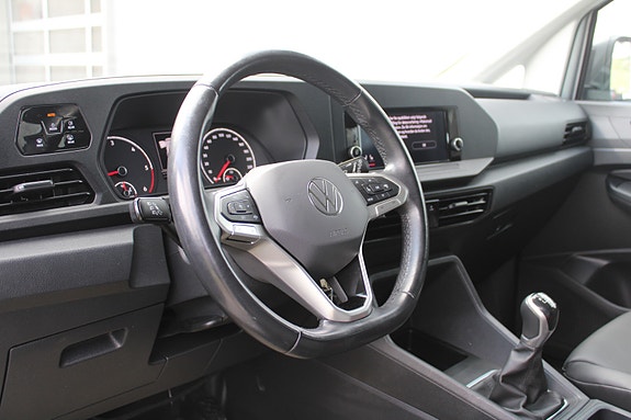 Volkswagen Caddy Maxi 19 of 30