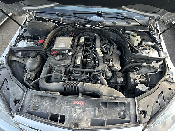 Mercedes-Benz C200 d 17 of 18