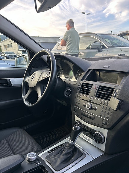 Mercedes-Benz C200 d 8 of 18