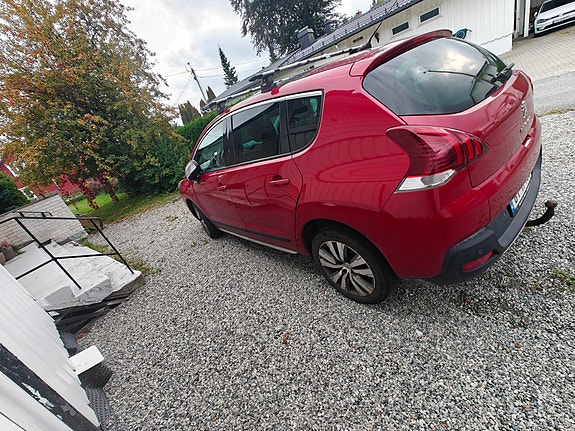 Peugeot 3008 4 of 7