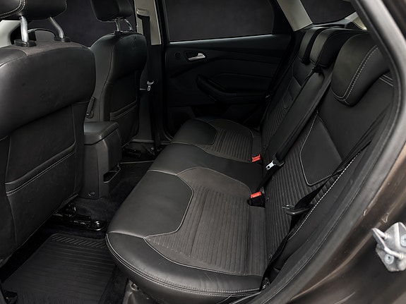Ford Focus 17 of 27